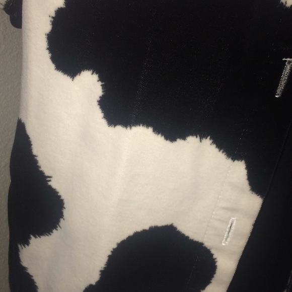 True Grit Cow Print Cropped Jacket - Picture 5 of 9